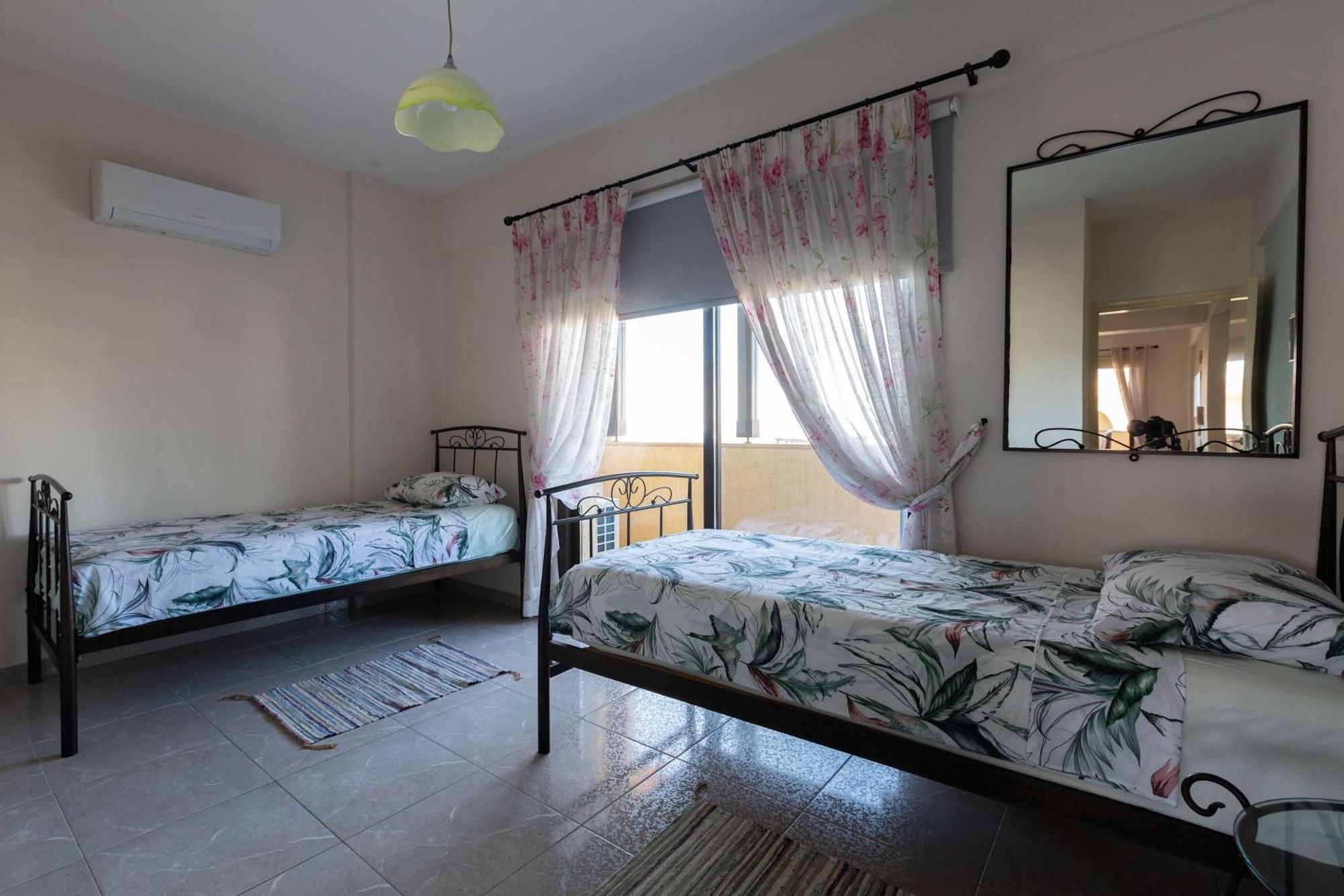 Apartment Penthouse 365 Sunsets Paphos